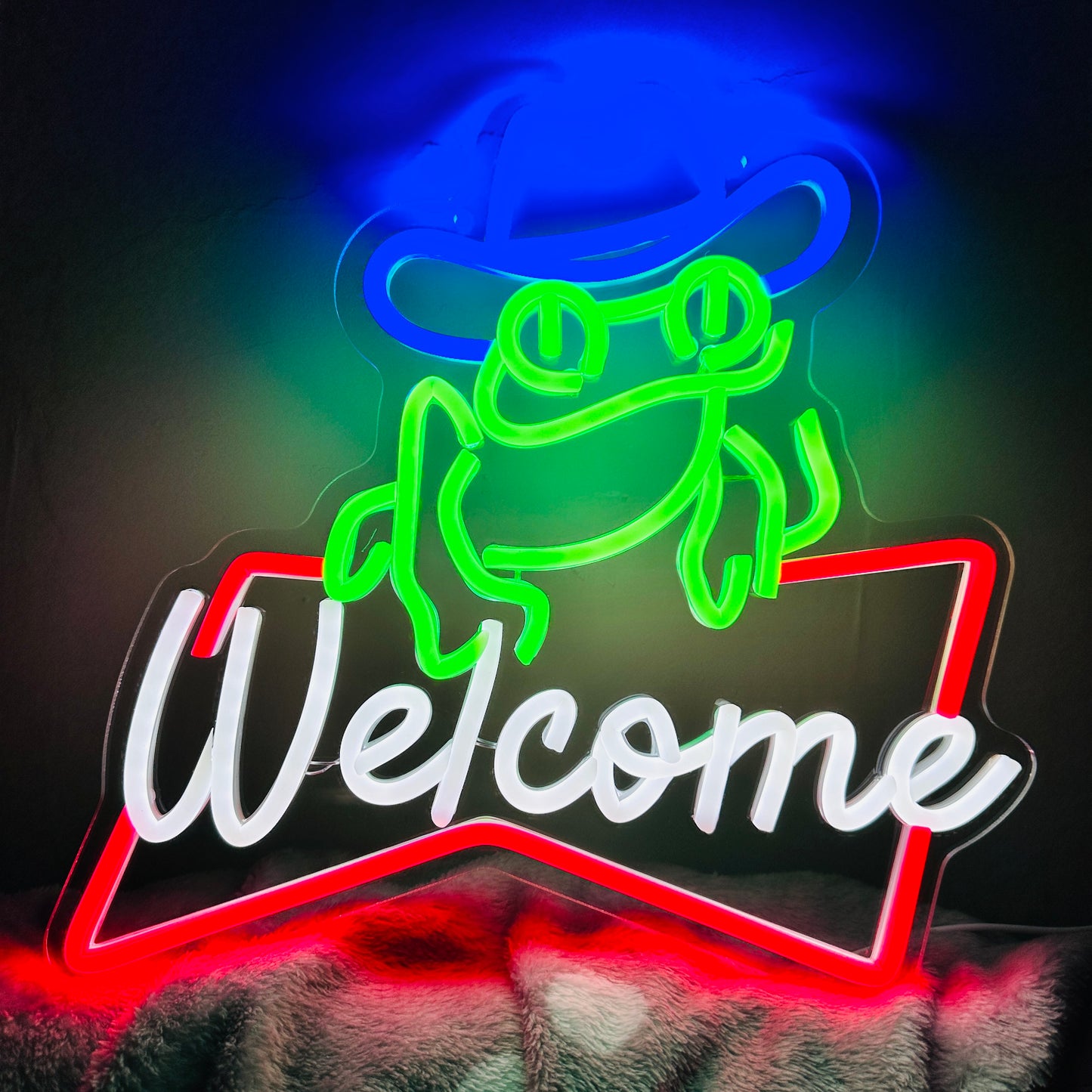 Frog Cowboy Welcome Neon Sign for Wall Decor, Frog LED Neon Lights Signs, Home Bar Welcome Sign, Man Cave Decor, Frog Cowboy with Welcome Lettering LED Sign Light